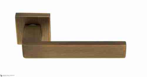 Дверная ручка Venezia Unique "BIBLO" матовая бронза