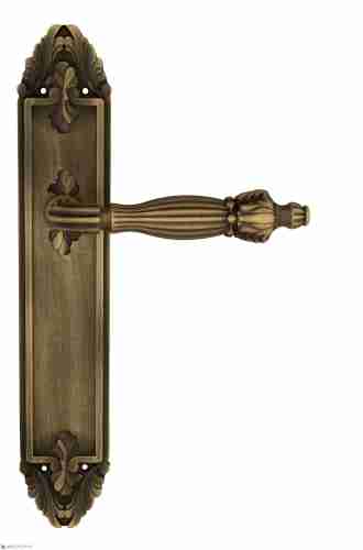 Дверная ручка Venezia "OLIMPO" на планке PL90 матовая бронза