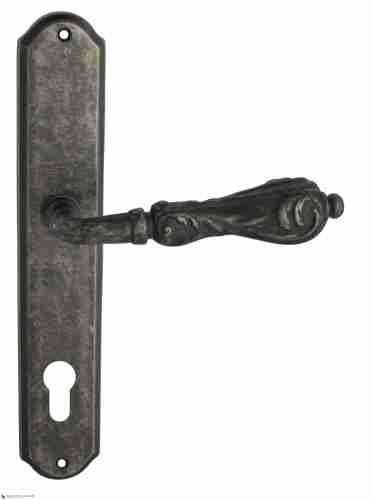 Дверная ручка Venezia "MONTE CRISTO" CYL на планке PL02 античное серебро