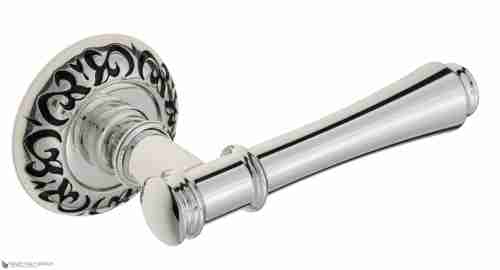 Дверная ручка Venezia "CALLISTO" D4 натуральное серебро + черный