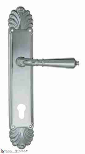 Дверная ручка Venezia "VIGNOLE" CYL на планке PL87 полированный хром