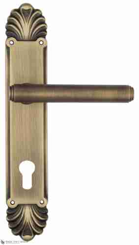 Дверная ручка Venezia "EXA" CYL на планке PL87 матовая бронза