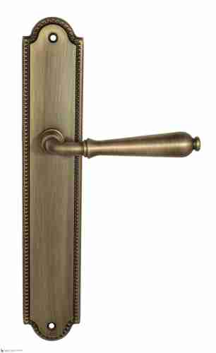 Дверная ручка Venezia "CLASSIC" на планке PL98 матовая бронза