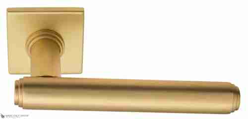 Дверная ручка Venezia "EXA" FSS французcкое золото