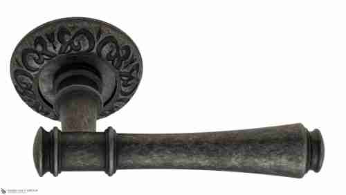 Дверная ручка Venezia "CALLISTO" D4 античное серебро