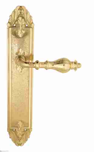 Дверная ручка Venezia "GIFESTION" на планке PL90 полированная латунь