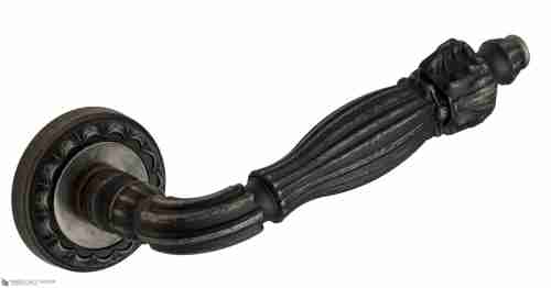 Дверная ручка Venezia "OLIMPO" D2 античное серебро