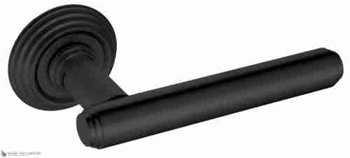 Дверная ручка Venezia "EXA" D8 черный