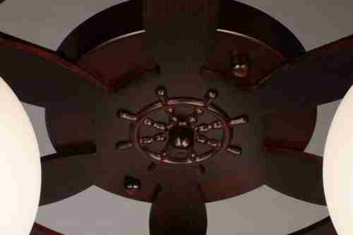 Потолочная люстра Omnilux OML-50507-03