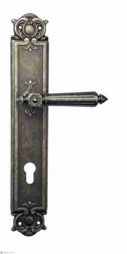 Дверная ручка Venezia "CASTELLO" CYL на планке PL97 античное серебро