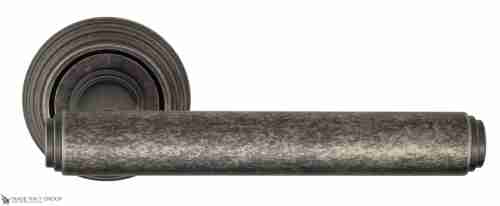 Дверная ручка Venezia "EXA" D8 античное серебро