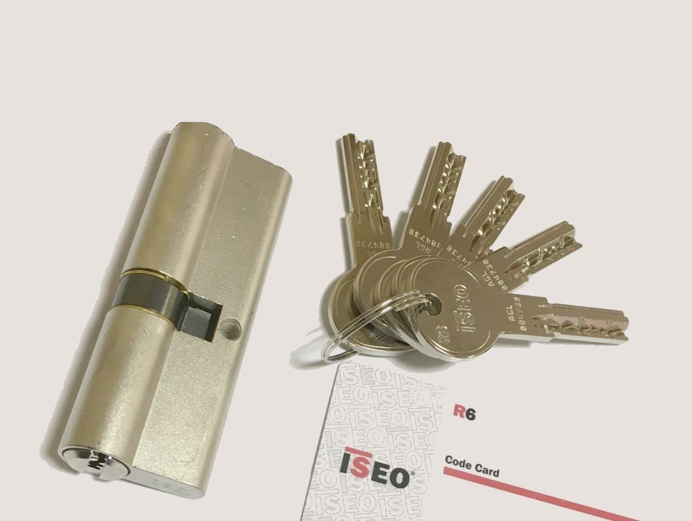 Цилиндр для замка ключ / ключ ISEO 880930409...5 (25x10x35) хром