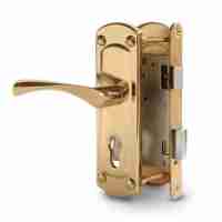Ручка дверная на планке с замком Apecs 1423-G золото