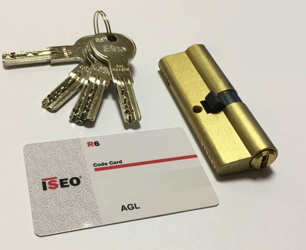 Цилиндр для замка ключ / ключ ISEO 880930357...5 (25x10x30) латунь