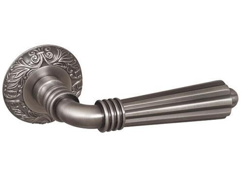Ручка дверная межкомнатная Fuaro Demetra SM AS-3 античное серебро
