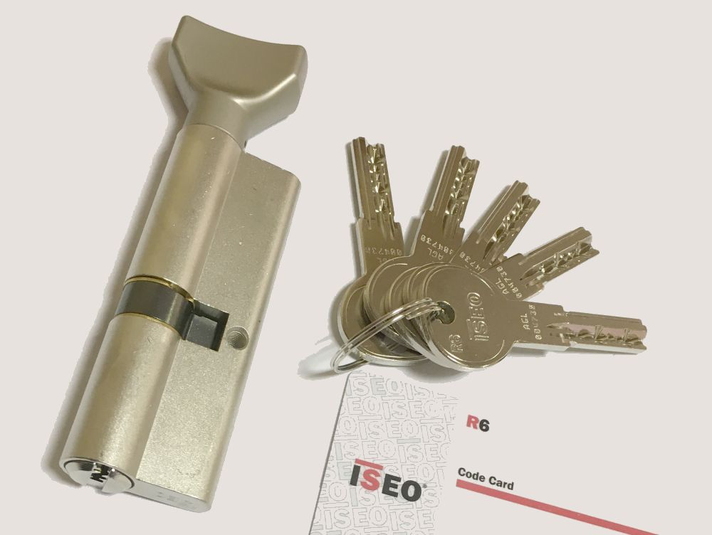 Цилиндр для замка ключ / вертушка ISEO 885940409...5 (35x10x35) хром