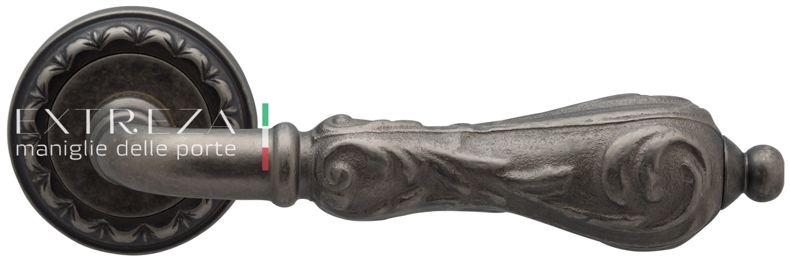 Ручка дверная Extreza GRETA (Грета) 302 на розетке R02 античное серебро F45