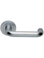 Ручка дверная Morelli Luxury IRIS R2 CSA раздельная на круглой розетке, цвет матовый хром, латунь