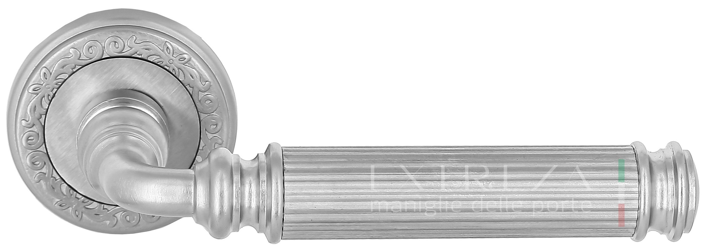 Ручка дверная Extreza BENITO (Бенито) 307 на розетке R06 матовый хром F05