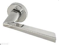 Дверная ручка на круглом основании Fratelli Cattini "UNICA" 7-CR полированный хром