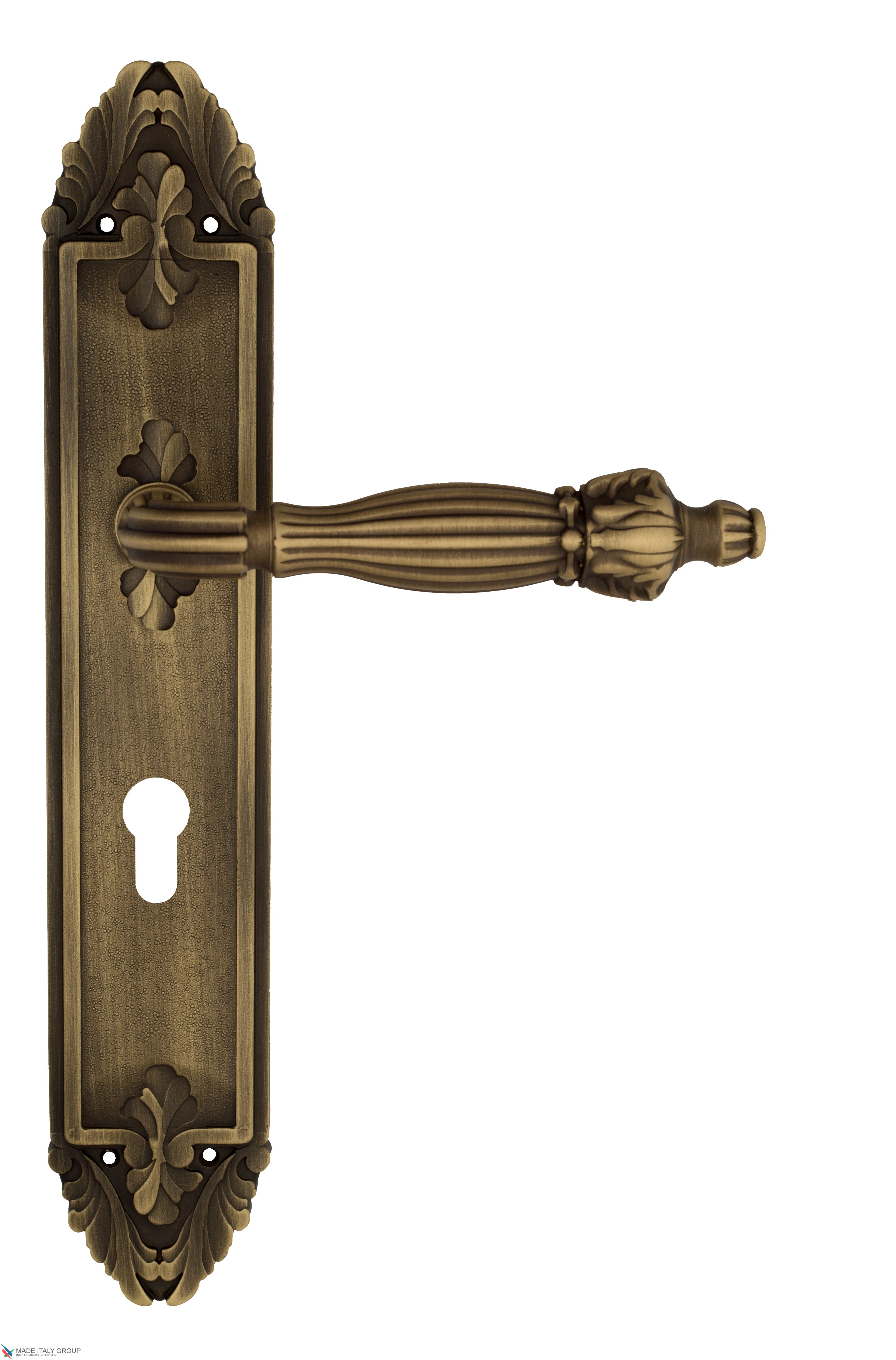 Дверная ручка Venezia "OLIMPO" CYL на планке PL90 матовая бронза