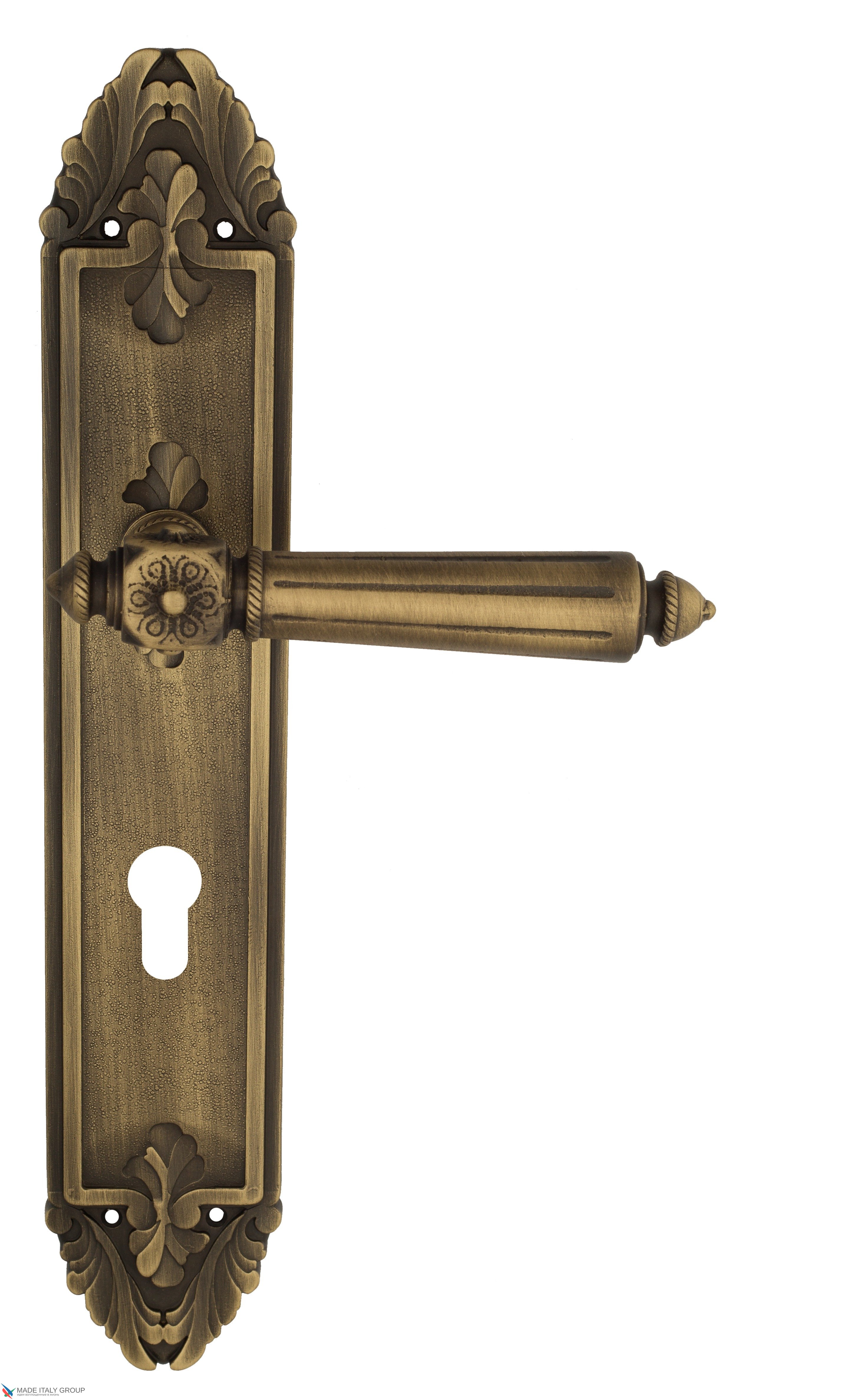 Дверная ручка Venezia "CASTELLO" CYL на планке PL90 матовая бронза