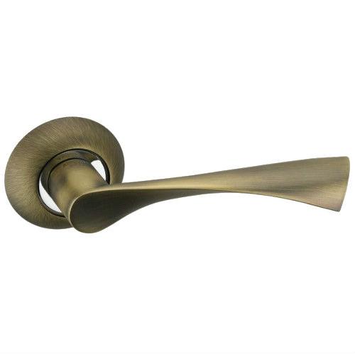 Ручка дверная межкомнатная Adden Bau Legend A123 Bronze бронза