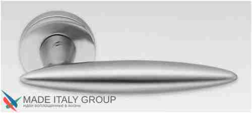 Дверная ручка на круглом основании COLOMBO Pegaso AM11RSB-CM матовый хром