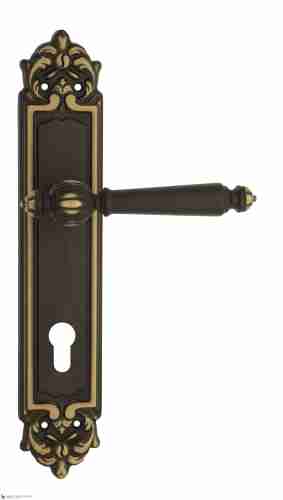 Дверная ручка Venezia "PELLESTRINA" CYL на планке PL96 темная бронза