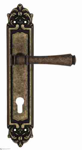 Дверная ручка Venezia "CALLISTO" CYL на планке PL96 античная бронза