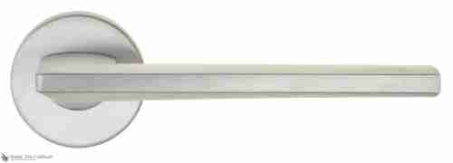 Дверная ручка на круглом основании Fratelli Cattini "SHAPE" 7-CS матовый хром