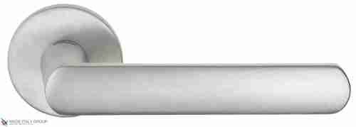 Дверная ручка на круглом основании Fratelli Cattini "NEVADA" 7FS-CS матовый хром