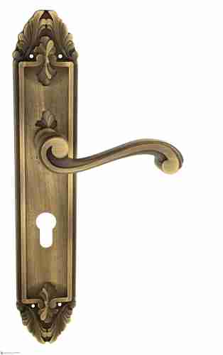 Дверная ручка Venezia "VIVALDI" CYL на планке PL90 матовая бронза