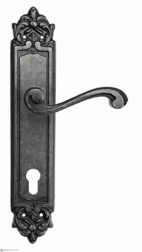 Дверная ручка Venezia "VIVALDI" CYL на планке PL96 античное серебро