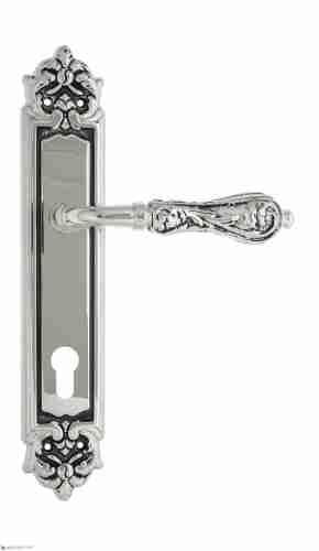 Дверная ручка Venezia "MONTE CRISTO" CYL на планке PL96 натуральное серебро + черный