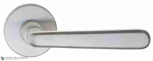 Дверная ручка на круглом основании Fratelli Cattini "ESSA" 7.7-CS матовый хром