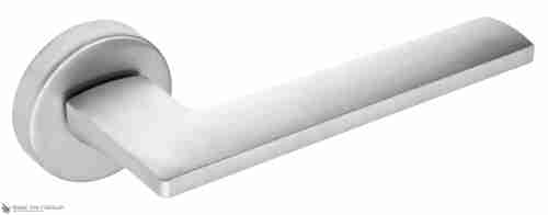 Дверная ручка на круглом основании Fratelli Cattini "SHAPE" 7-CS матовый хром