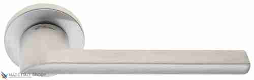 Дверная ручка на круглом основании Fratelli Cattini "WOO" 7FS-CS матовый хром