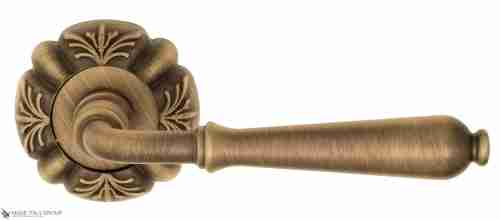 Дверная ручка Venezia "CLASSIC" D5 матовая бронза