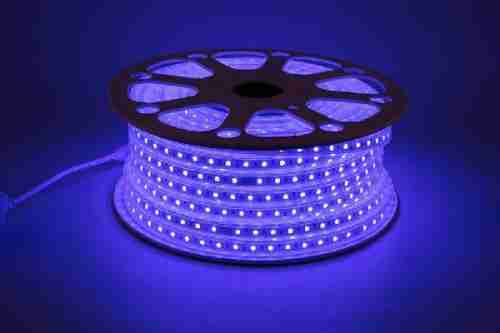 Светодиодная влагозащищенная лента Feron 11W/m 60LED/m 5050SMD RGB 50M LS706 32718