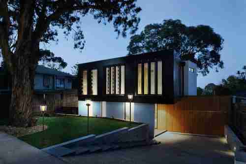 Уличный светильник Maytoni Faro O039FL-01B