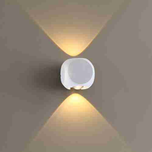 Уличный настенный светодиодный светильник Odeon Light Miko 4221/4WL