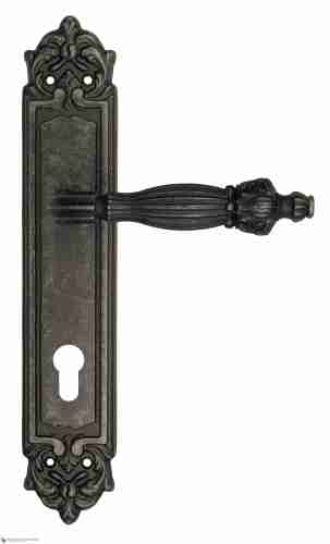 Дверная ручка Venezia "OLIMPO" CYL на планке PL96 античное серебро