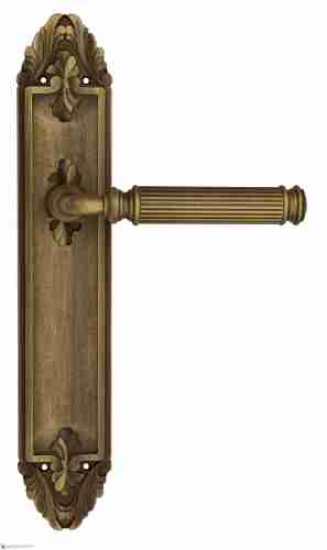 Дверная ручка Venezia "MOSCA" на планке PL90 матовая бронза