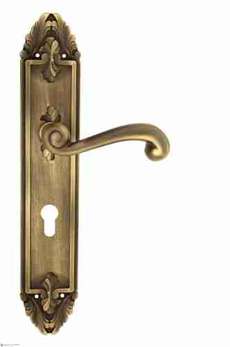 Дверная ручка Venezia "CARNEVALE" CYL на планке PL90 матовая бронза