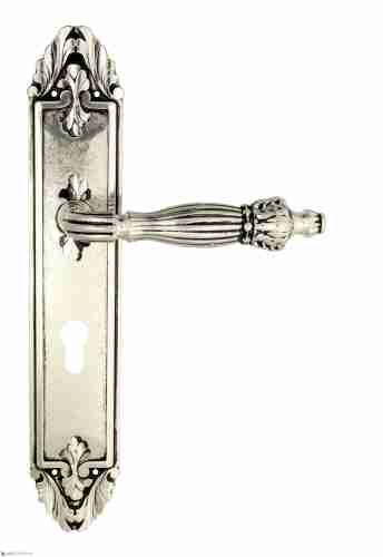 Дверная ручка Venezia "OLIMPO" CYL на планке PL90 натуральное серебро + черный