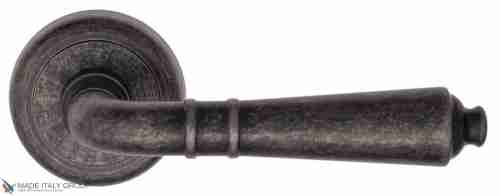 Дверная ручка на круглом основании Fratelli Cattini "TOSCANA" D1-IA античное серебро