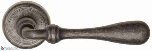 Дверная ручка на круглом основании Fratelli Cattini "RETRO" D1-IA античное серебро