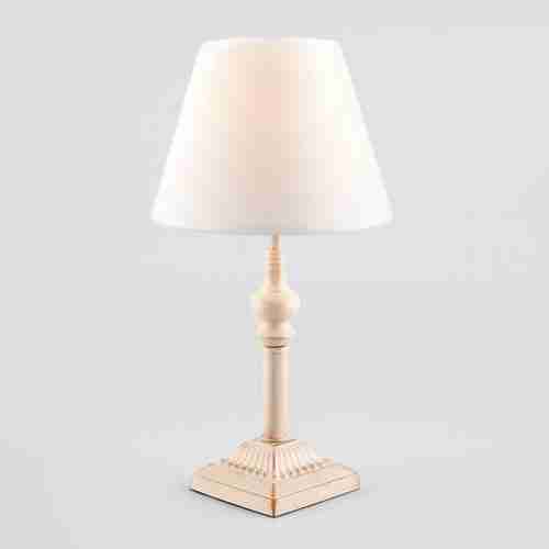 Настольная лампа Eurosvet 01061/1 белый с золотом