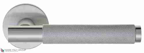 Дверная ручка на круглом основании Fratelli Cattini "UNA X" 7FS-CS матовый хром